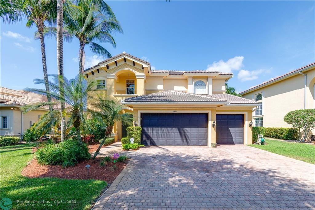 Photo of 11821 Foxbriar Lake Trl in Boynton Beach, FL