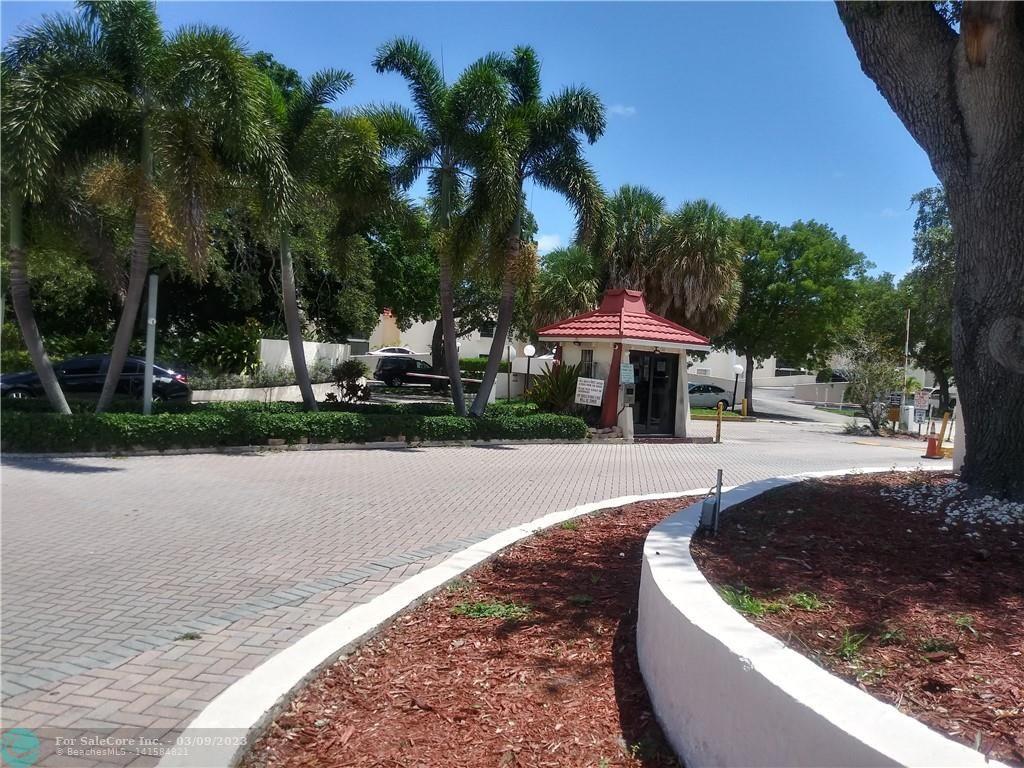 Photo of 608 NW 13th St #11 in Boca Raton, FL