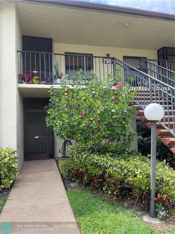 Photo of 7891 Willow Spring Dr #1015 in Lake Worth, FL