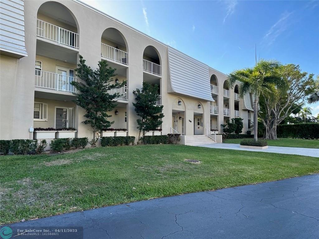 Photo of 769 Jeffery St #2-202 in Boca Raton, FL
