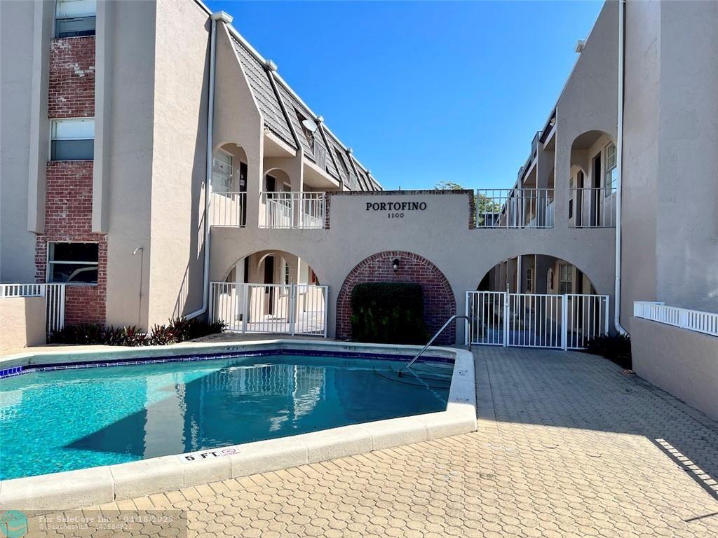 Photo of 1100 SE 4th Ave #16 in Deerfield Beach, FL