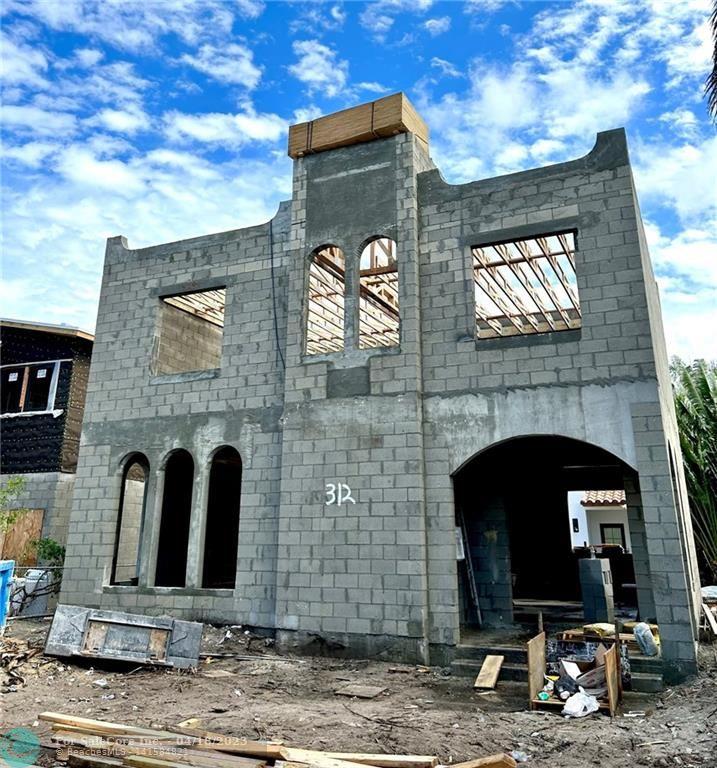 Photo of 312 Plymouth Rd in West Palm Beach, FL