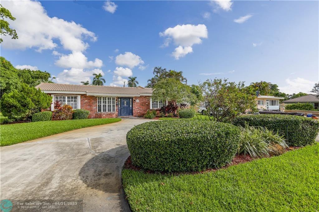 Photo of 727 NE 2nd St in Pompano Beach, FL