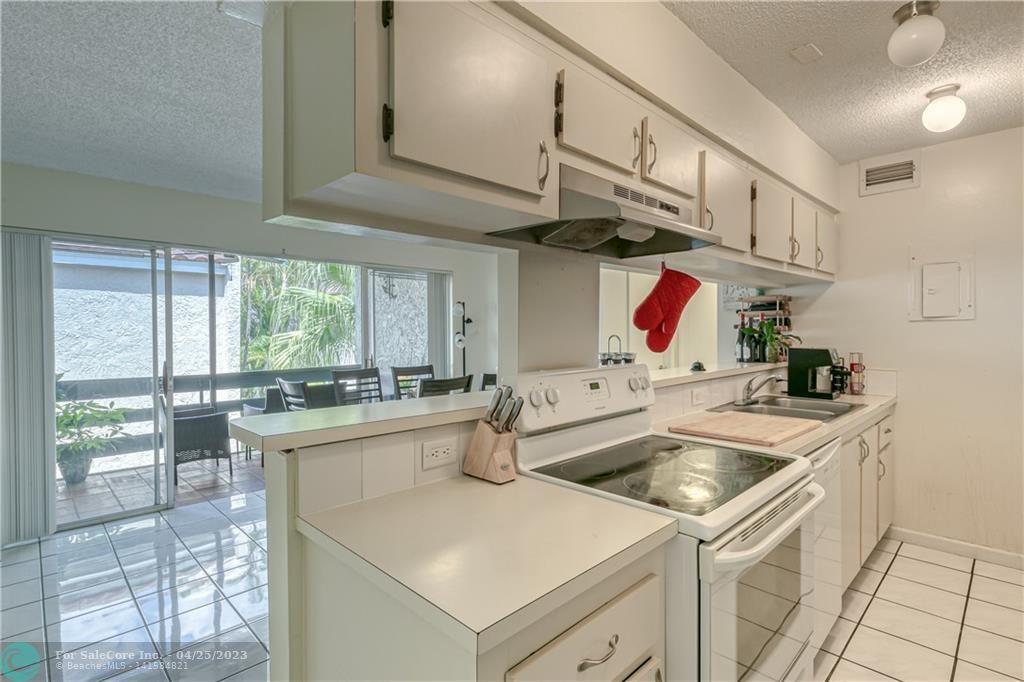 Photo of 5342 NE 6th Ave #D8 in Oakland Park, FL