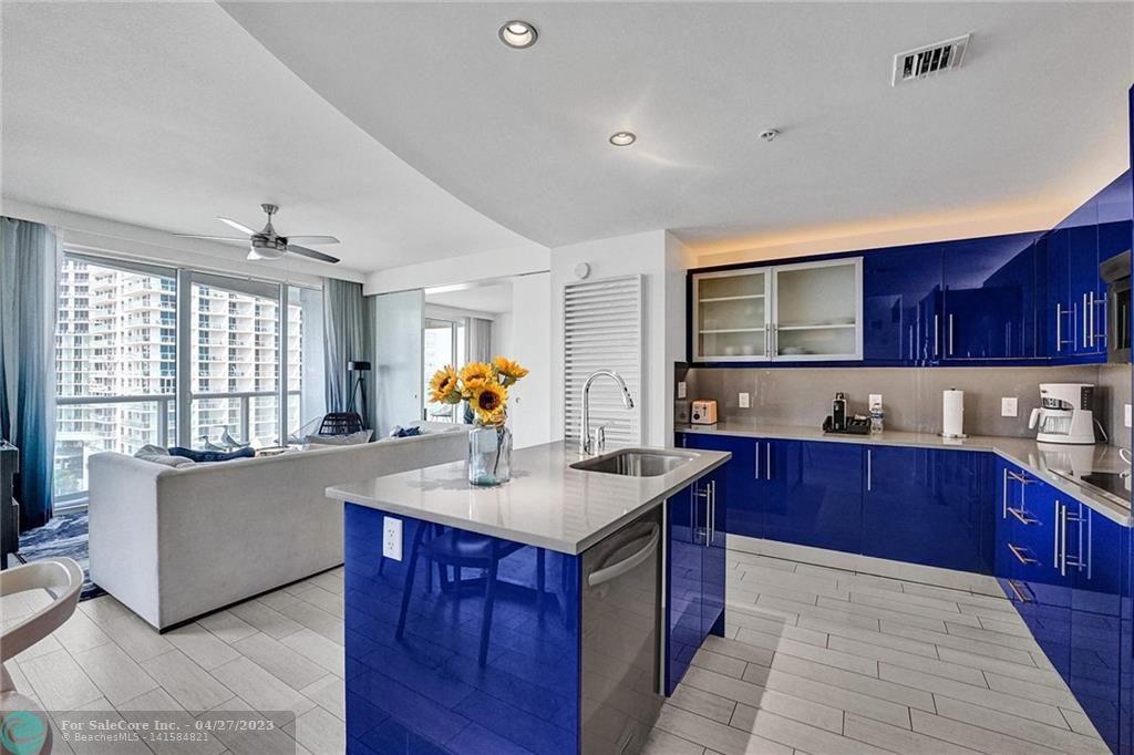 Photo of 3101 Bayshore Dr #1008 in Fort Lauderdale, FL