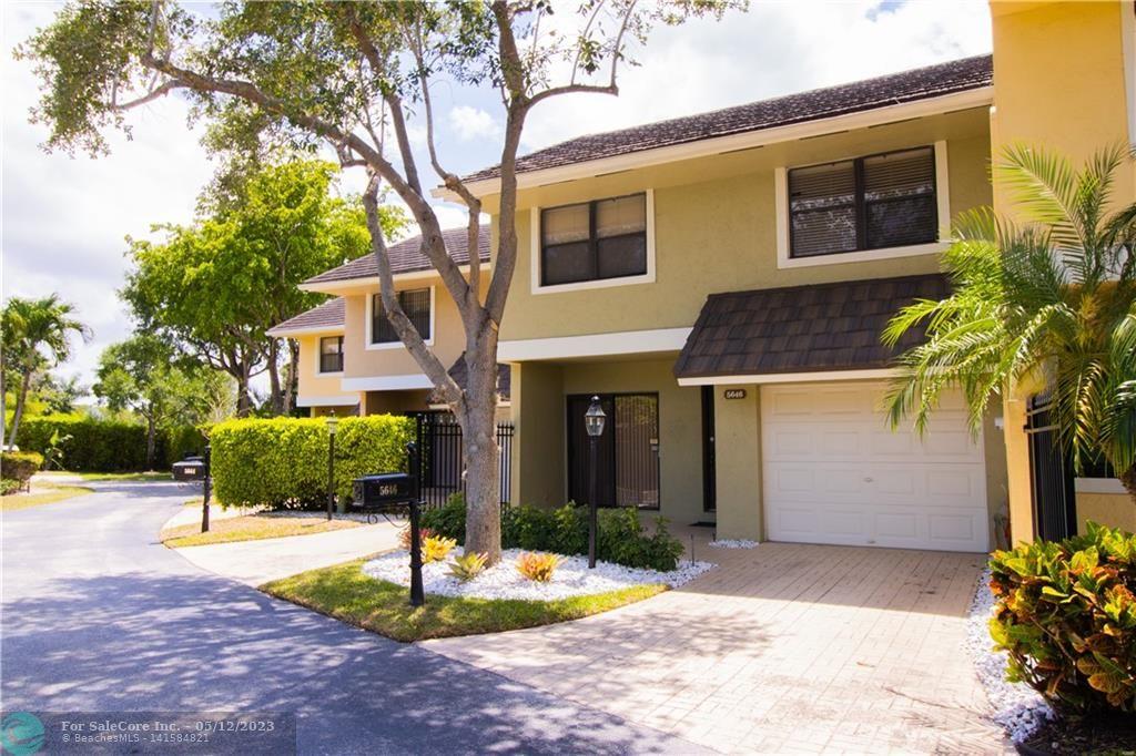 Photo of 5646 Santiago Cir in Boca Raton, FL