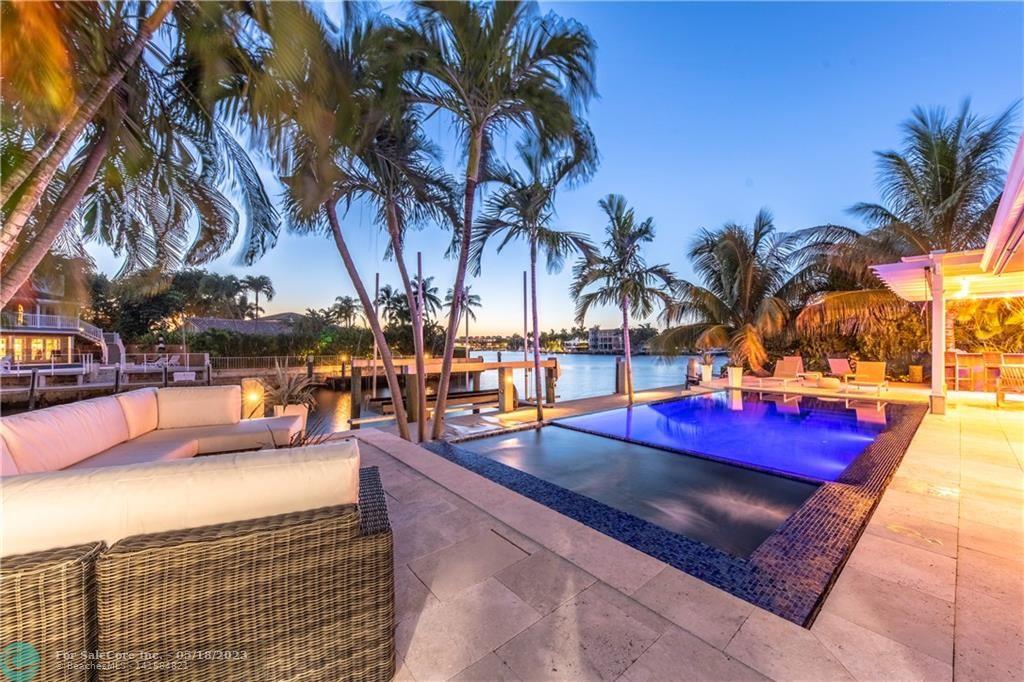 Photo of 2485 SE 8th St in Pompano Beach, FL