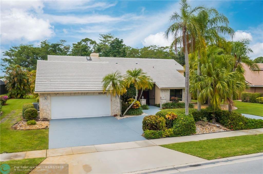 Photo of 10595 Boca Woods Ln in Boca Raton, FL