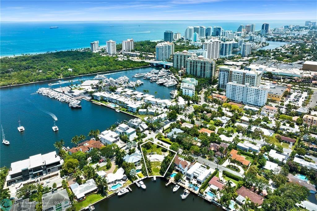 Photo of 1201 Seminole Dr in Fort Lauderdale, FL