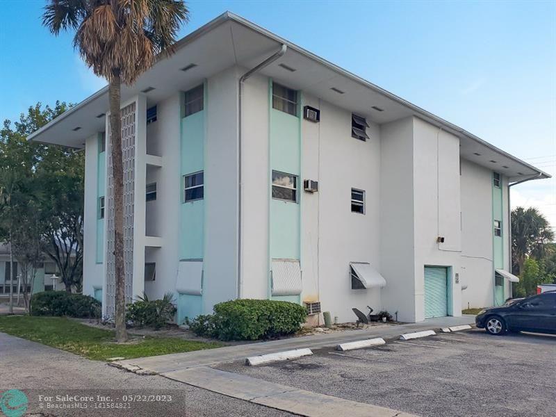 Photo of 1150 E Sample Rd #312 in Pompano Beach, FL