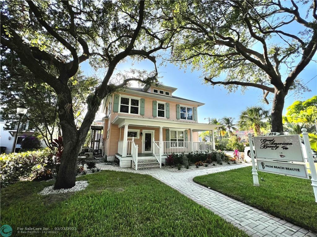 Photo of 124 N Swinton Ave in Delray Beach, FL