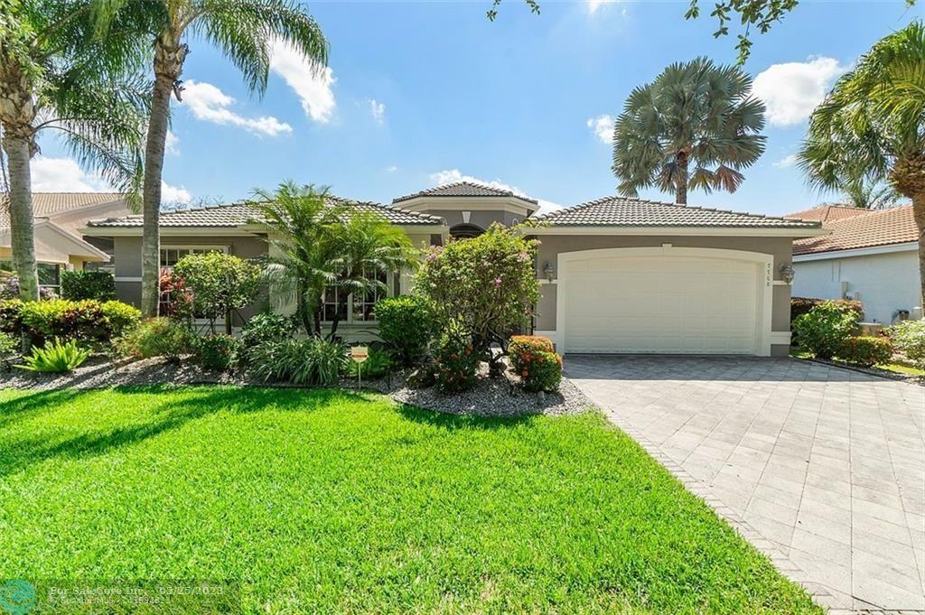 Photo of 7768 Royale River Ln in Lake Worth, FL