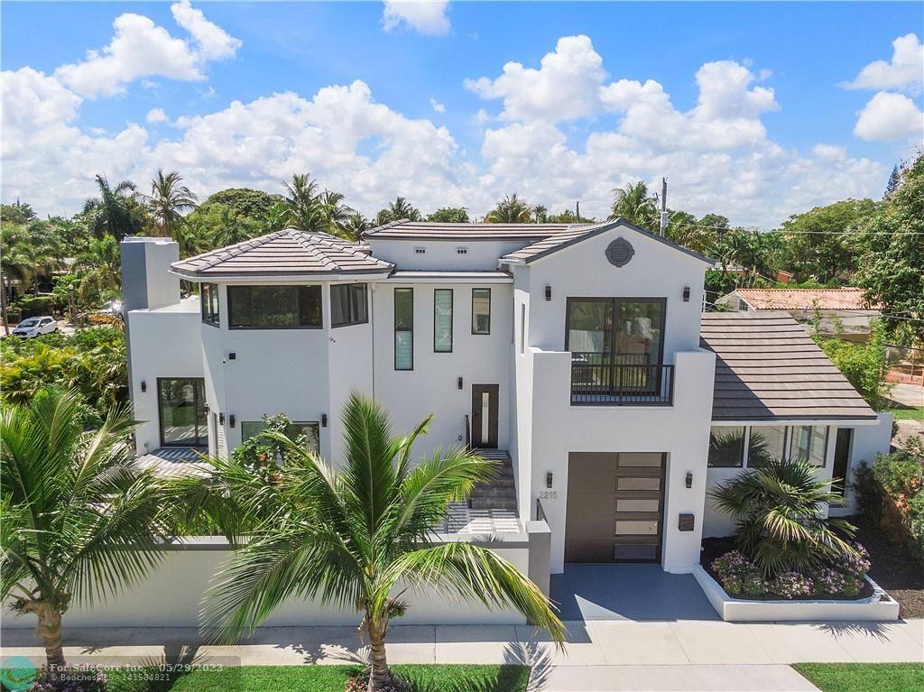 Photo of 2215 Florida Ave in West Palm Beach, FL