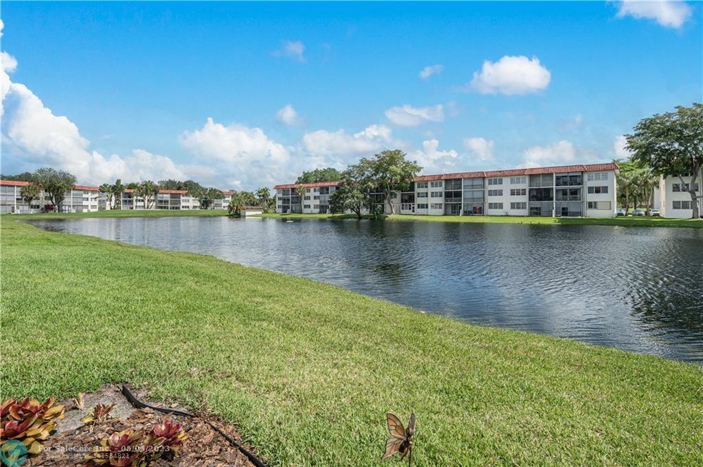 Photo of 361 S Hollybrook Dr #104 in Pembroke Pines, FL