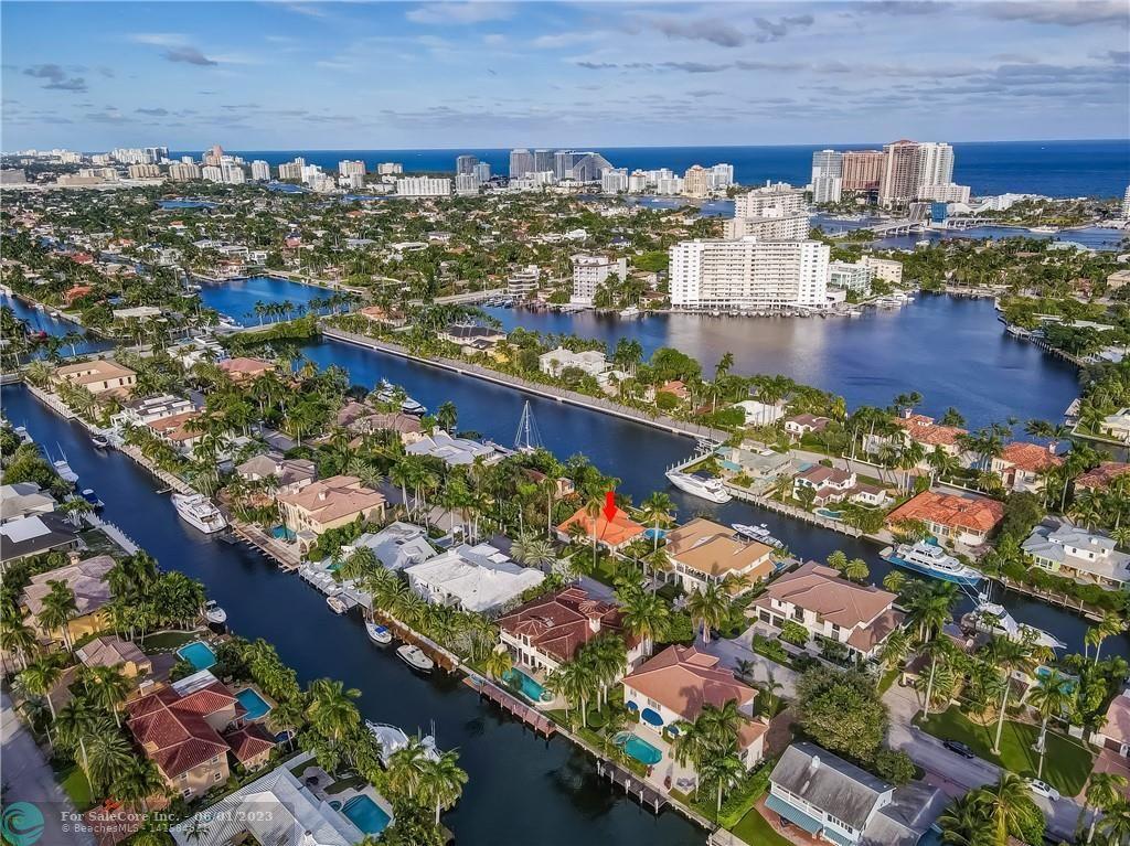 Photo of 430 Royal Plaza Dr in Fort Lauderdale, FL