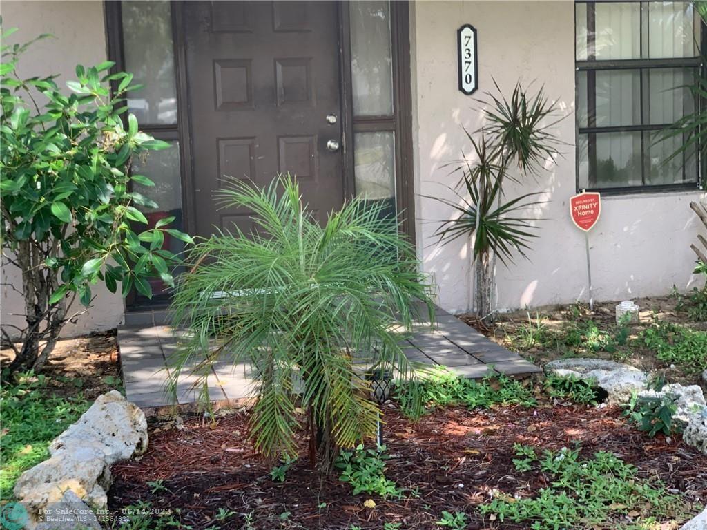 Photo of 7370 Sunny Hills Ter in Lake Worth, FL