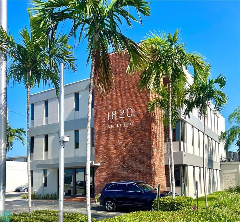 Photo of 1820 NE 163rd St in North Miami Beach, FL