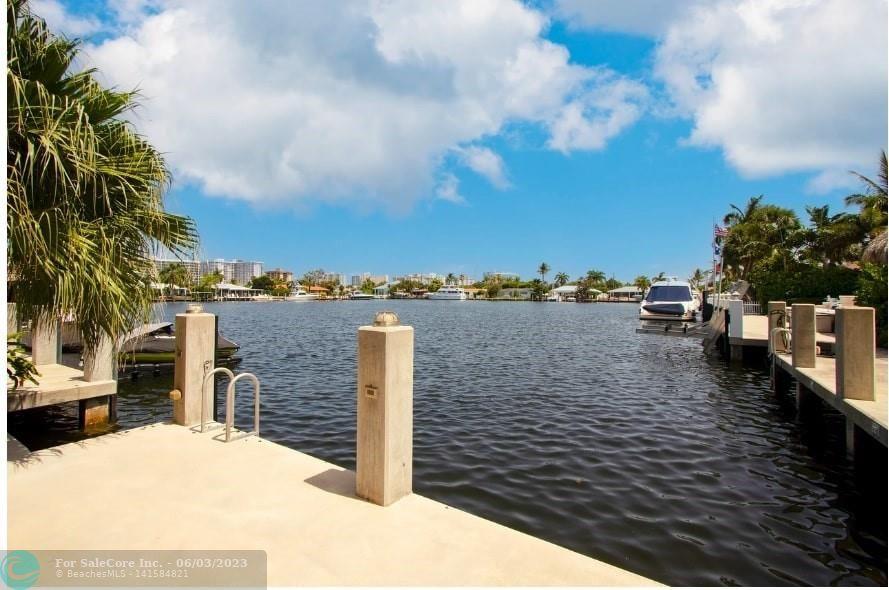 Photo of 2700 NE 9 Ct in Pompano Beach, FL