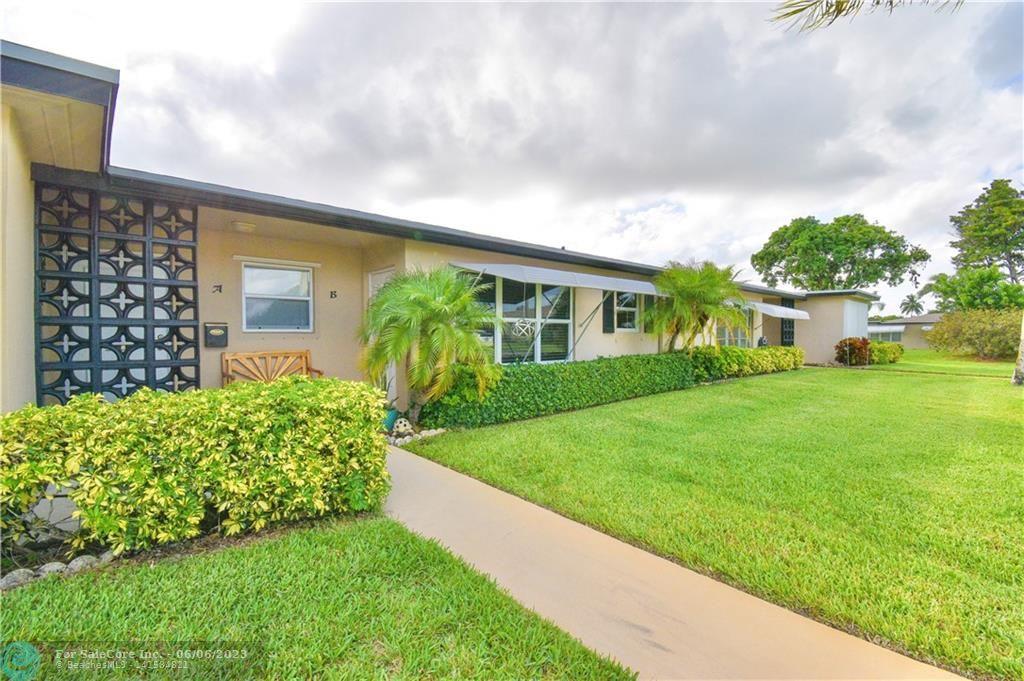 Photo of 885 North Dr #B in Delray Beach, FL
