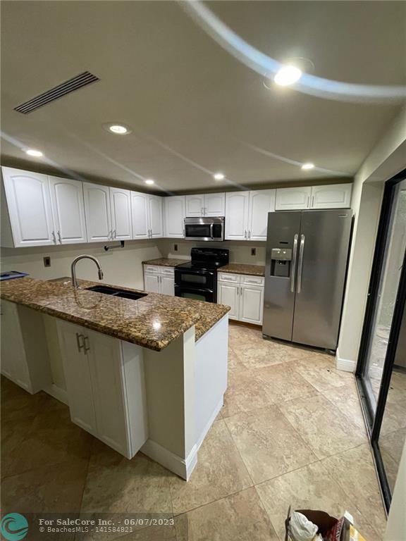 Photo of 12000 SW 9th Mnr #12000 in Davie, FL