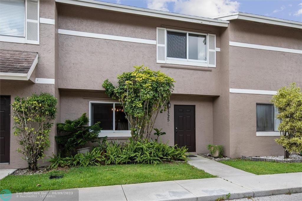 Photo of 1325 Sussex Dr #3 in North Lauderdale, FL