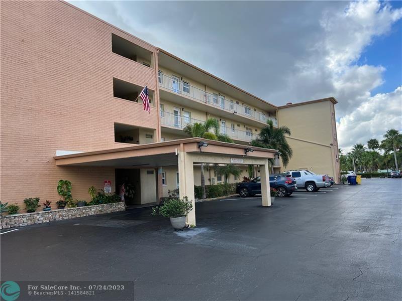 Photo of 2520 NE 1st Ct #410 in Boynton Beach, FL