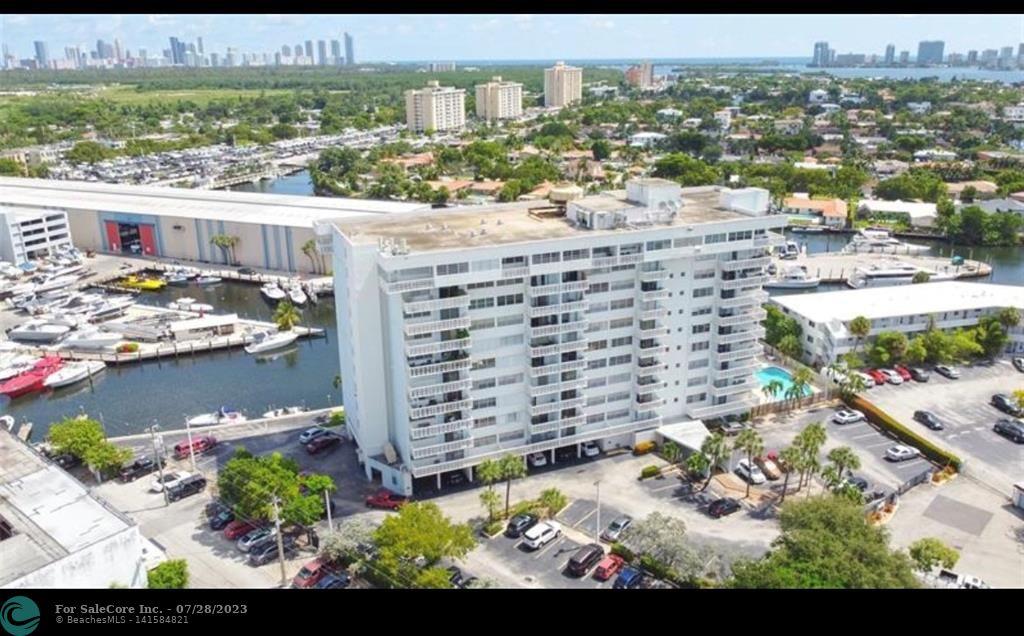 Photo of 13155 Ixora Ct #201 in North Miami, FL