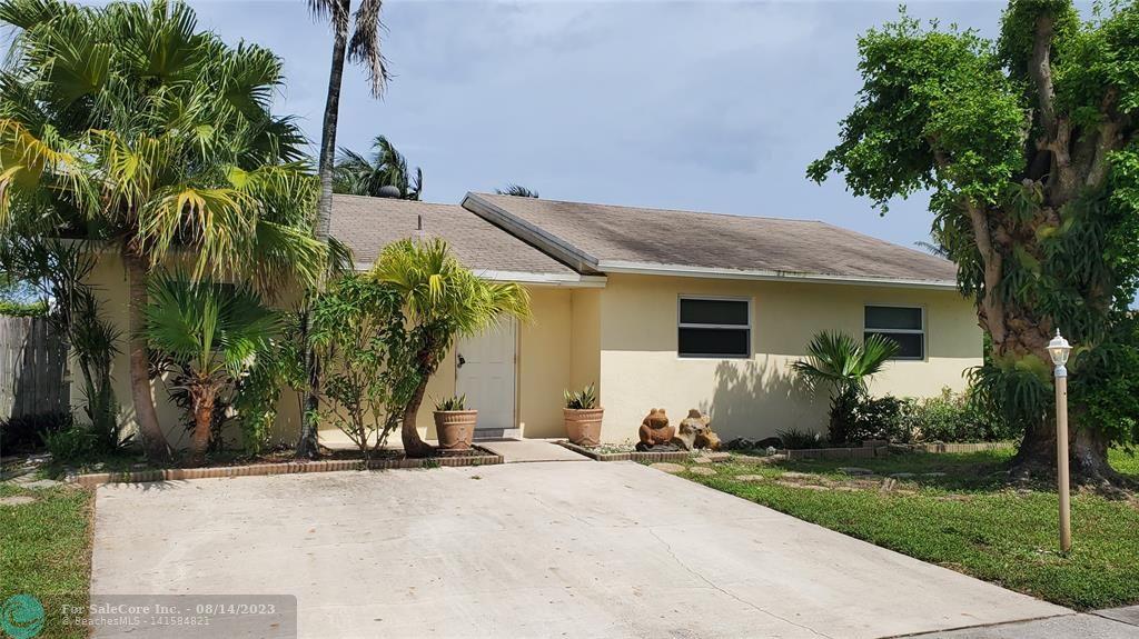 Photo of 10734 Shady Pond Ln in Boca Raton, FL