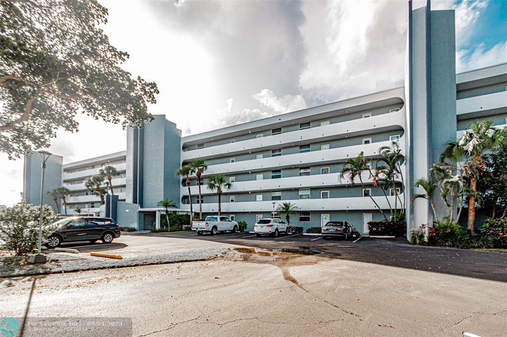 Photo of 250 NW 67th St #322 in Boca Raton, FL