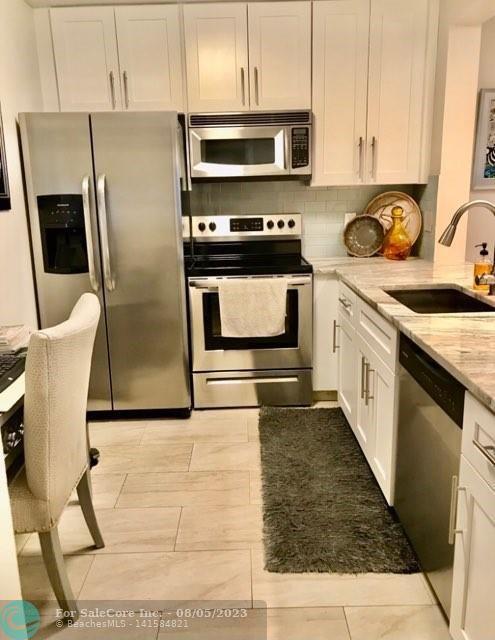Photo of 330 NE 26th Ave #304 in Boynton Beach, FL