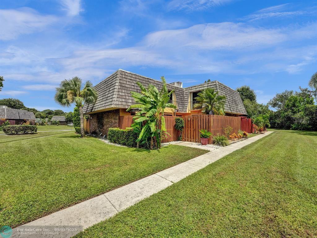 Photo of 3726 Silver Lace Ln #9 in Boynton Beach, FL