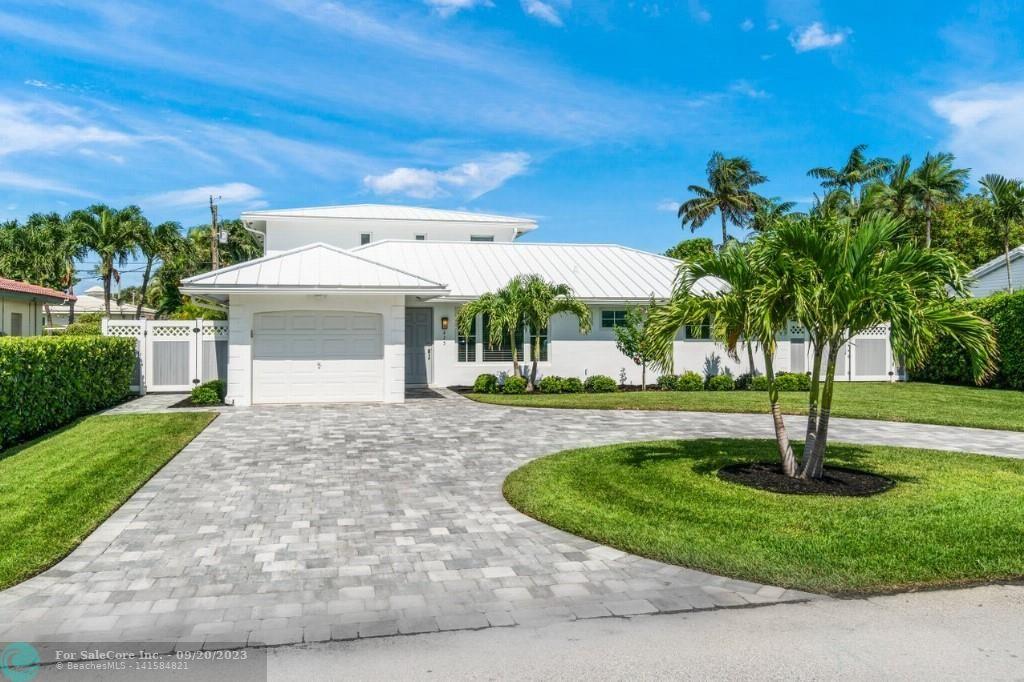 Photo of 425 NE Wavecrest Wy in Boca Raton, FL