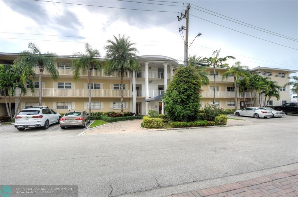Photo of 3090 NE 48th St 12 in Fort Lauderdale, FL
