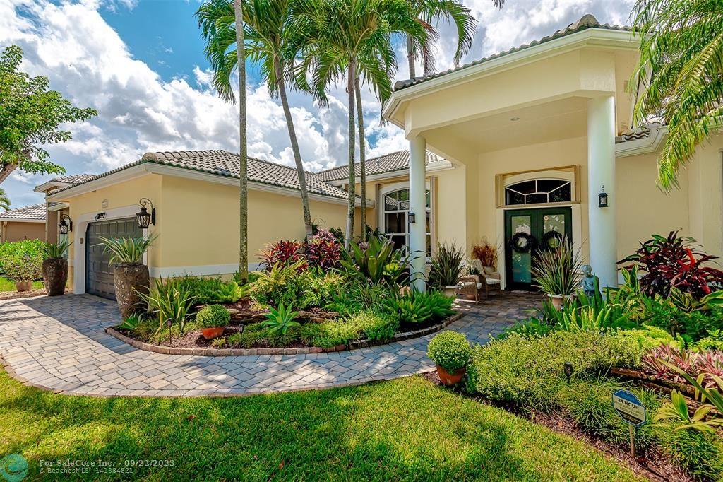 Photo of 12633 Oak Run Ct in Boynton Beach, FL