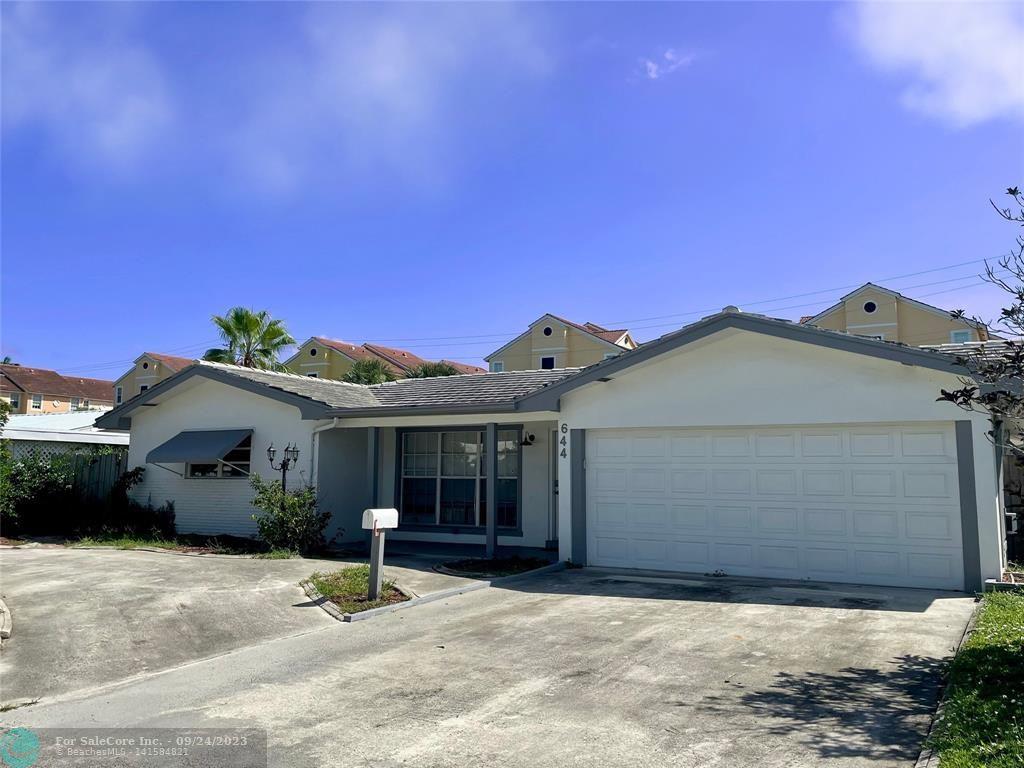 Photo of 644 Las Palmas Prk in Boynton Beach, FL