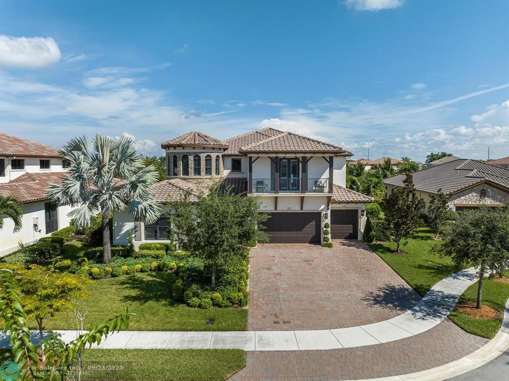 Photo of 10231 Peninsula Pl in Parkland, FL