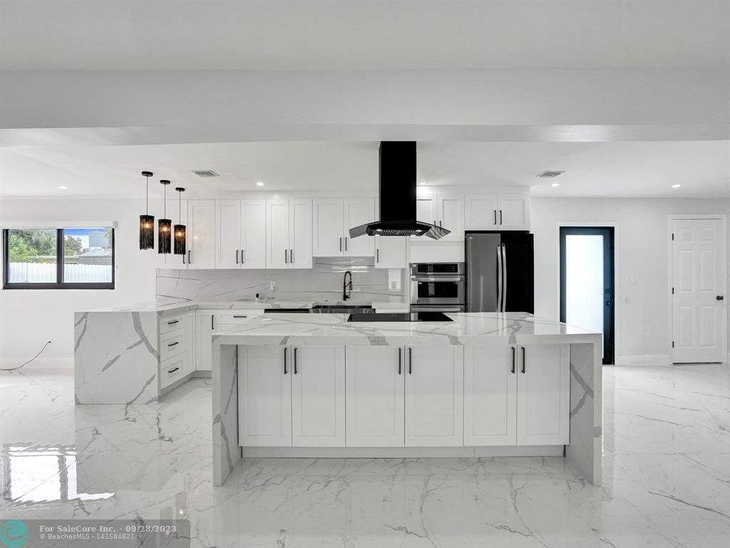 Photo of 21201 NE 13th Pl in Miami, FL
