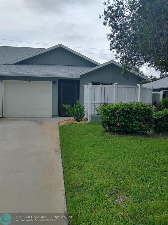 Photo of 6784 SE Yorktown Dr 6784 in Hobe Sound, FL