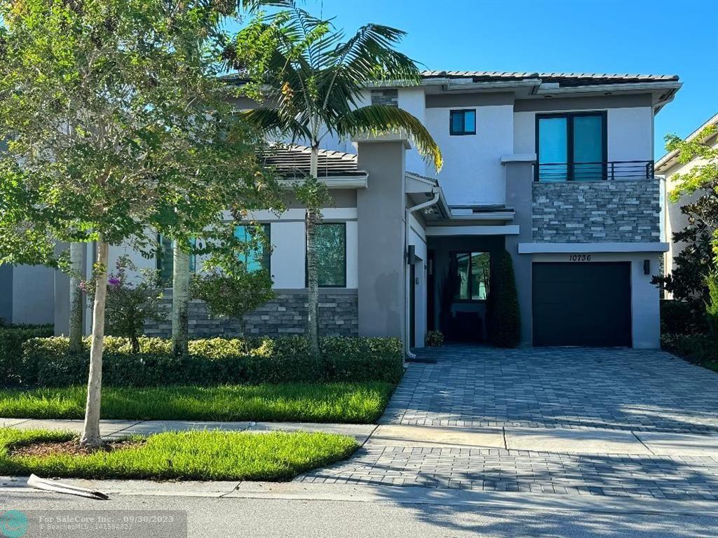 Photo of 10736 Windward St in Parkland, FL