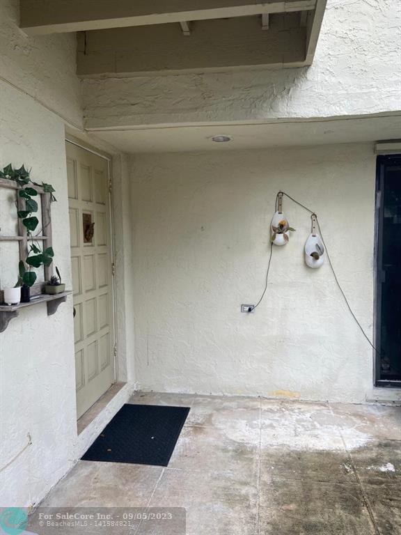 Photo of 12124 Regal Ct E in Wellington, FL