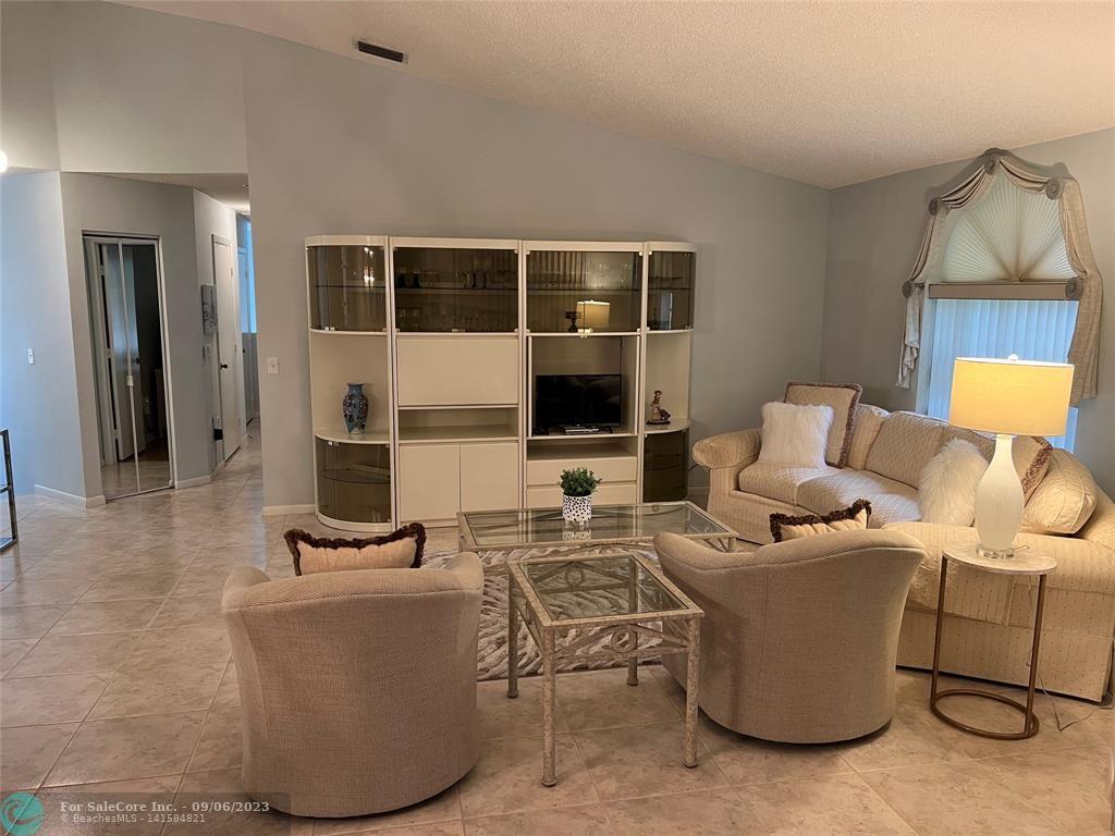 Photo of 5217 Brisata Cir #J in Boynton Beach, FL
