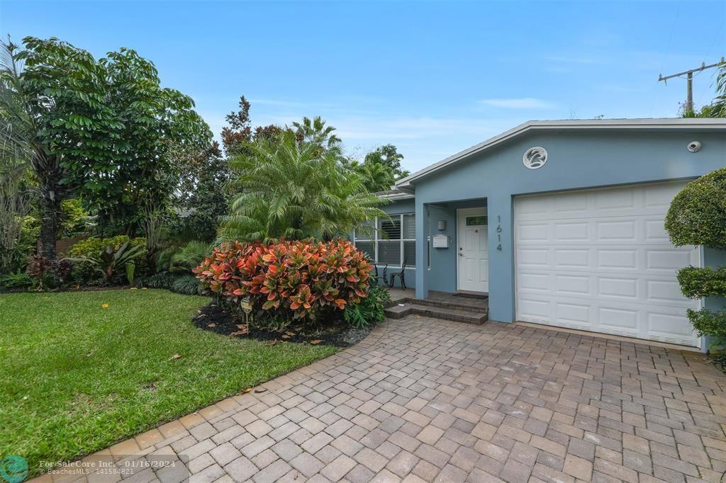 Photo of 1614 NE 14th St in Fort Lauderdale, FL