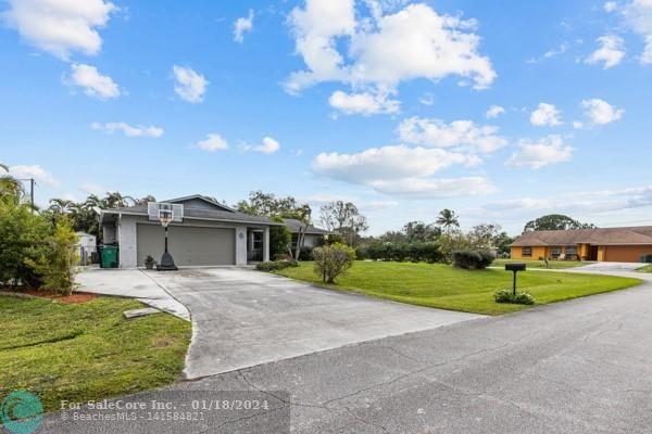 Photo of 497 SW Byron St in Port St Lucie, FL