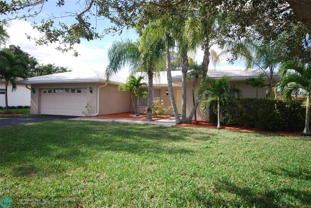 Photo of 3920 NW 106 Dr in Coral Springs, FL