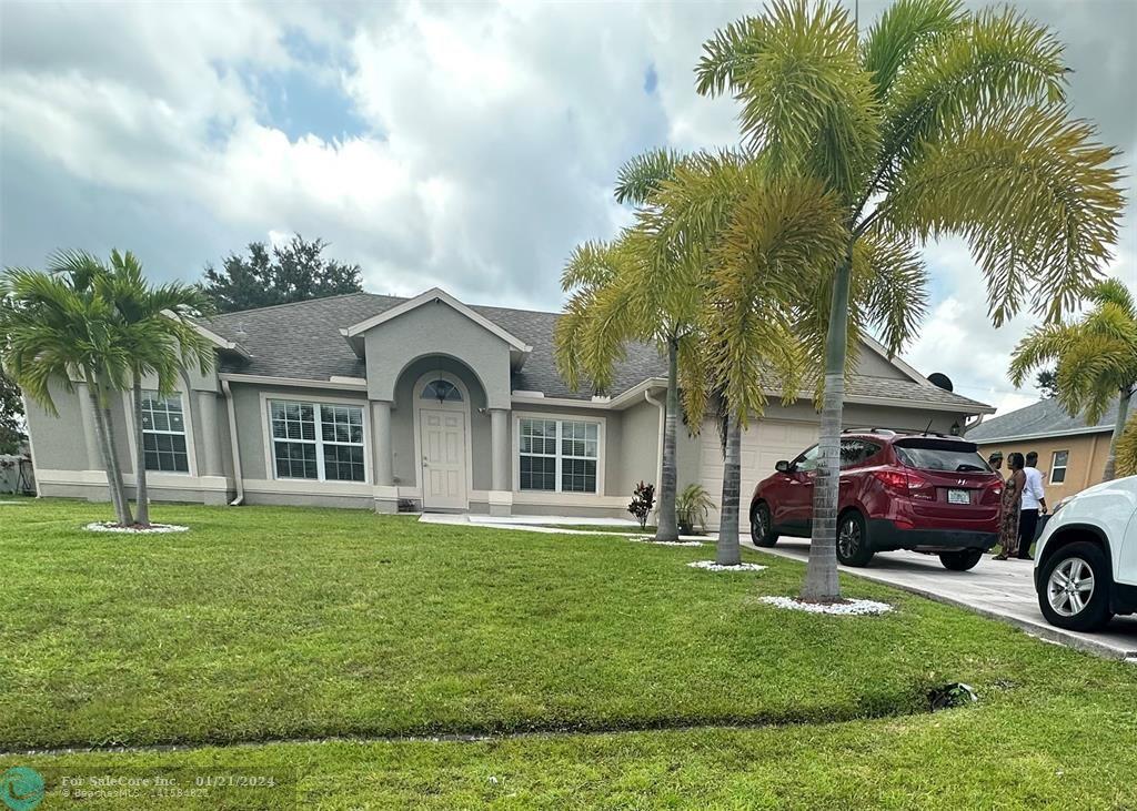 Photo of 1450 SW Leisure Ln in Port St Lucie, FL