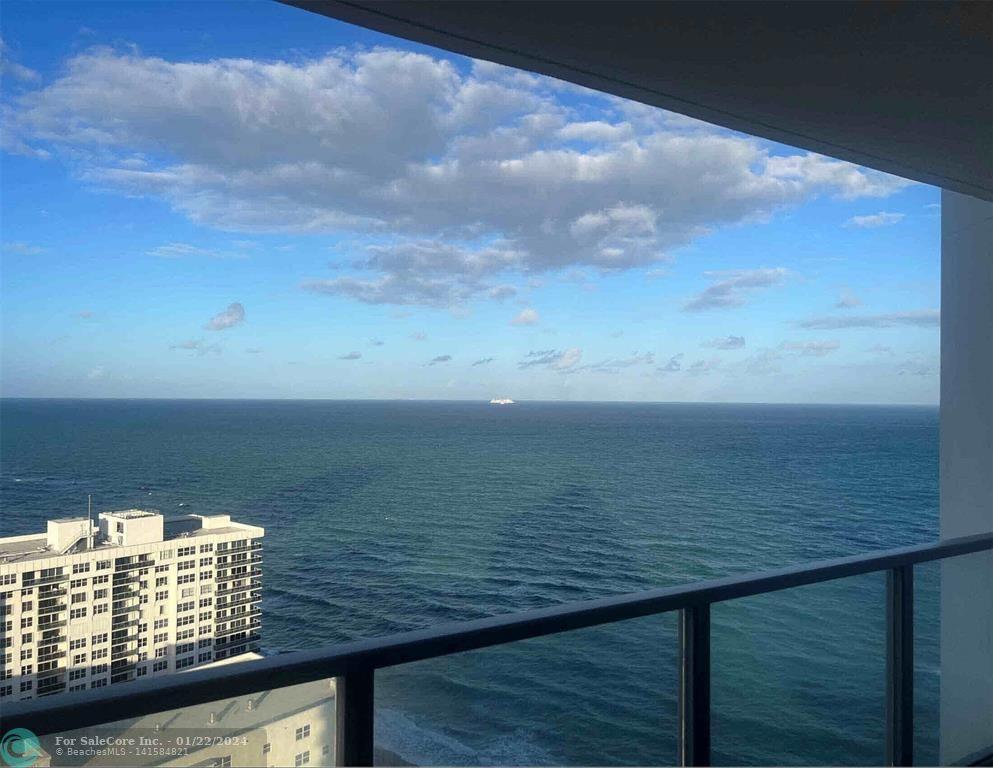 Photo of 3101 S Ocean Dr 2703 in Hollywood, FL