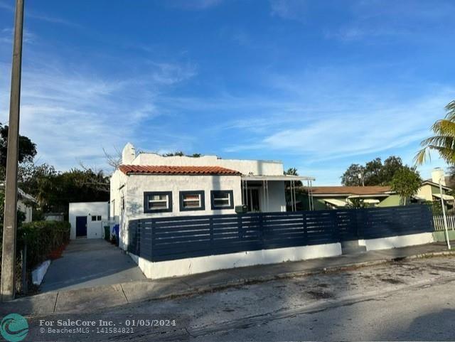 Photo of 55 NW 47th St in Miami, FL