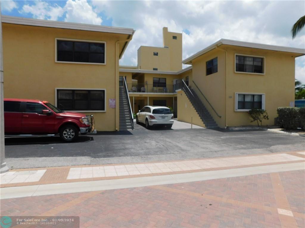 Photo of 322 Harding St #B104 in Hollywood, FL