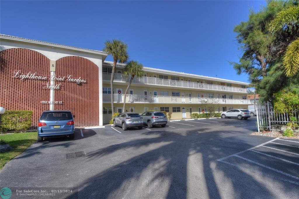 Photo of 1951 NE 39th St 360 in Lighthouse Point, FL