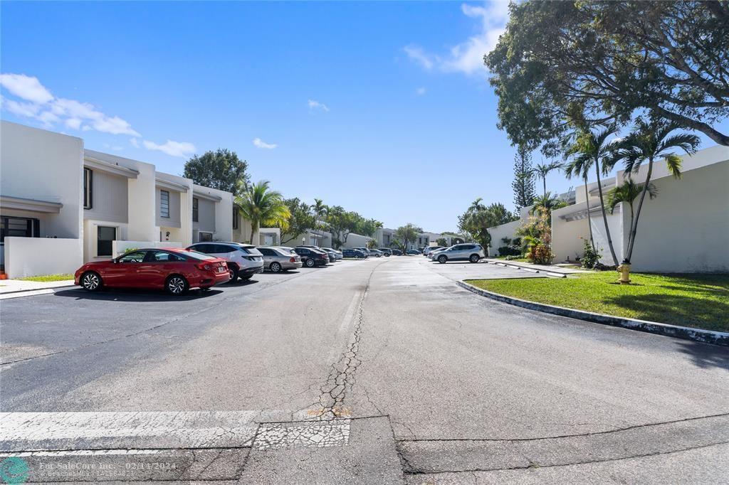 Photo of 1185 NW 98th Ter 133 in Pembroke Pines, FL